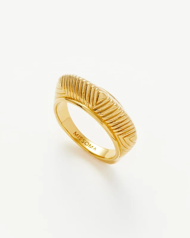 Hera Dome Ridge Stacking Ring