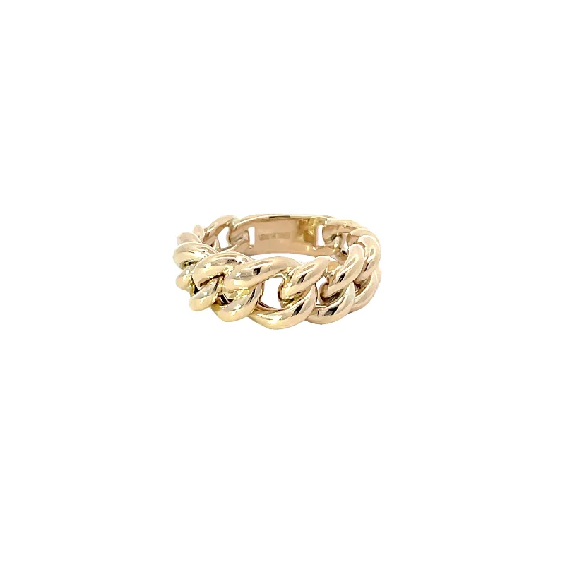 Yellow Gold Graduated Curb Link Ring