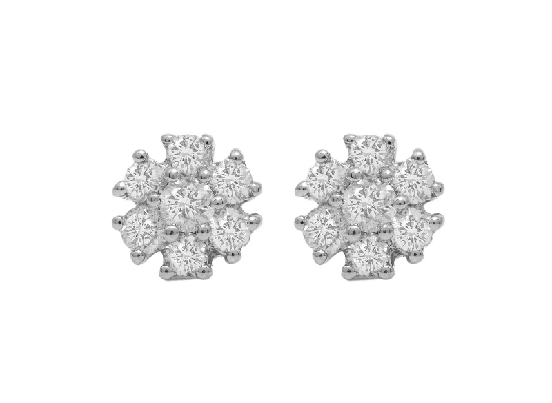 14kt white gold diamond flower stud earrings containing 0.50 cts tw