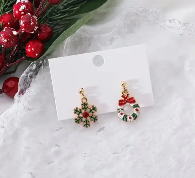 Exclusive Jewelry Markdowns – Limited-Time Offer Adorable Christmas Snowflake and Wreath Earrings Exclusive Jewelry Markdowns – Limited-Time Offer Adorable Christmas Snowflake and Wreath Earrings